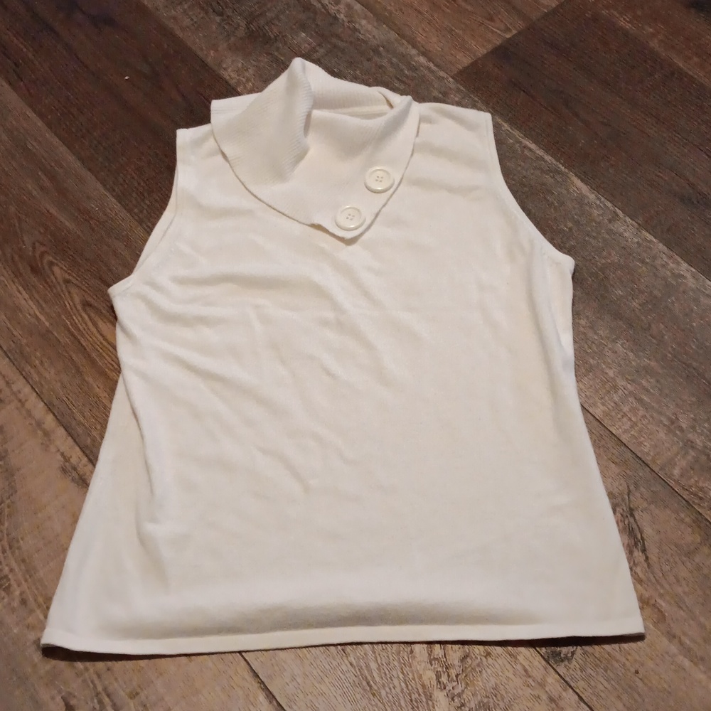 Sleeveless sweater